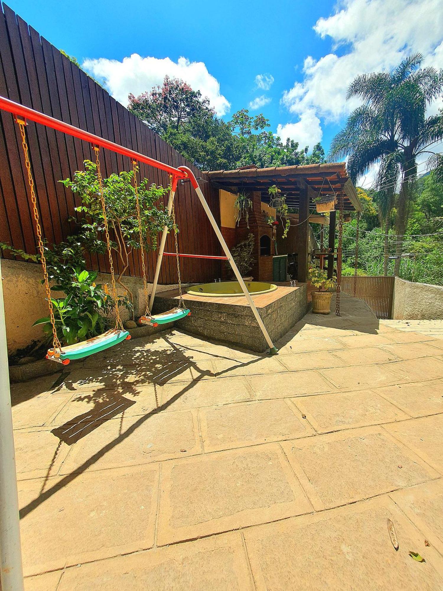 Aconchego De Itaipava - Casa De 3 Quartos, Equipada, Area Kids, Jacuzzi, Pet Friendly, Churrasqueira, Em Meio A Natureza E Proximo Ao Centro Do Bairro Petrópolis Exterior foto