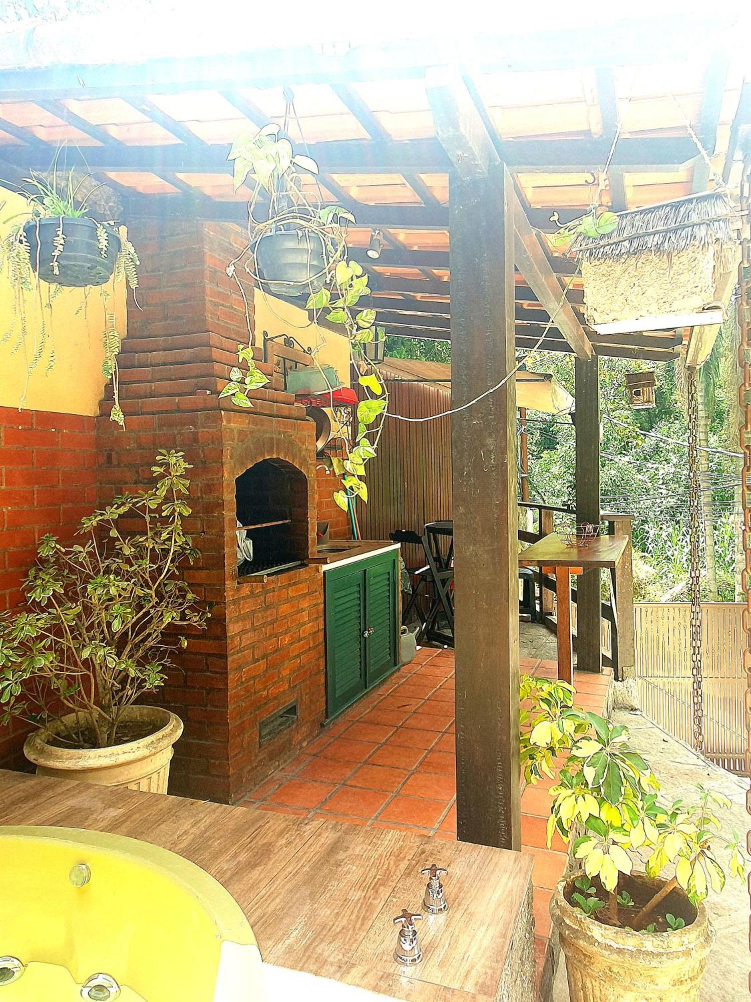 Aconchego De Itaipava - Casa De 3 Quartos, Equipada, Area Kids, Jacuzzi, Pet Friendly, Churrasqueira, Em Meio A Natureza E Proximo Ao Centro Do Bairro Petrópolis Exterior foto