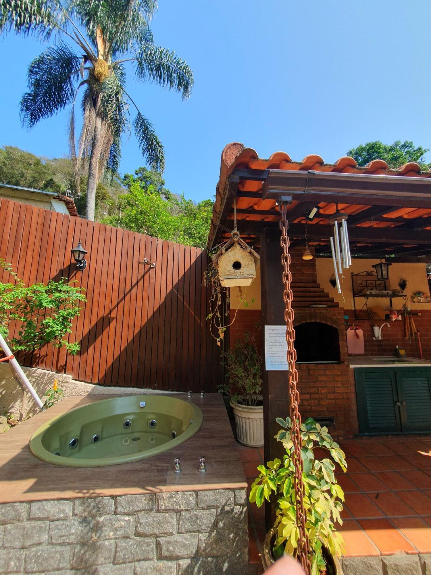Aconchego De Itaipava - Casa De 3 Quartos, Equipada, Area Kids, Jacuzzi, Pet Friendly, Churrasqueira, Em Meio A Natureza E Proximo Ao Centro Do Bairro Petrópolis Exterior foto